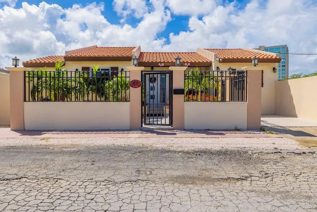 Serene 4Br Palm Beach Villa Beach Rose By Bocobay 0*,  Aruba
